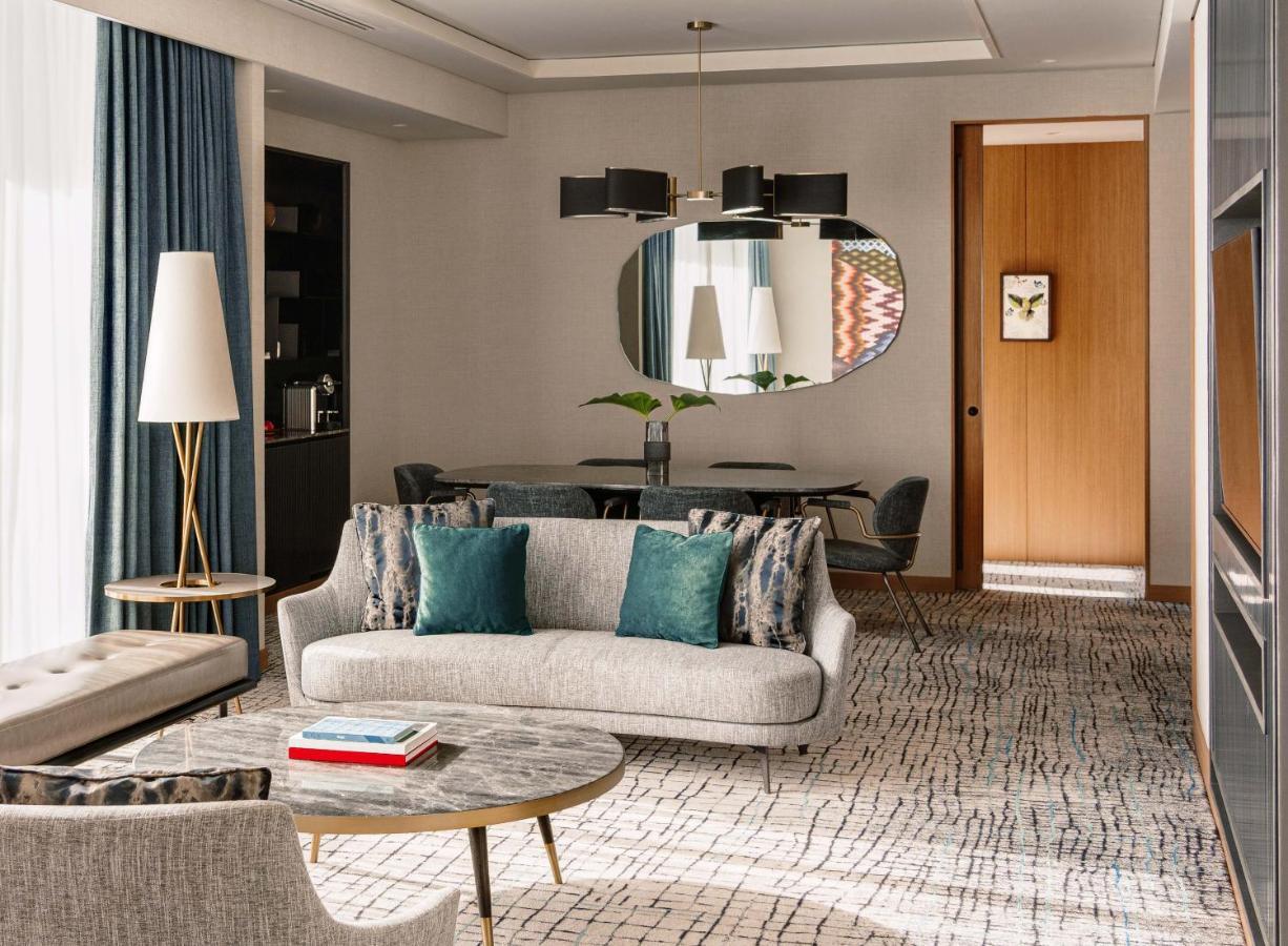 Hotel Kimpton Maa-Lai Bangkok By Ihg Exteriér fotografie A suite at The Standard London